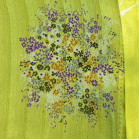 Vintage Lemon Yellow Silk Floral Blouse - Picture 9 of 9